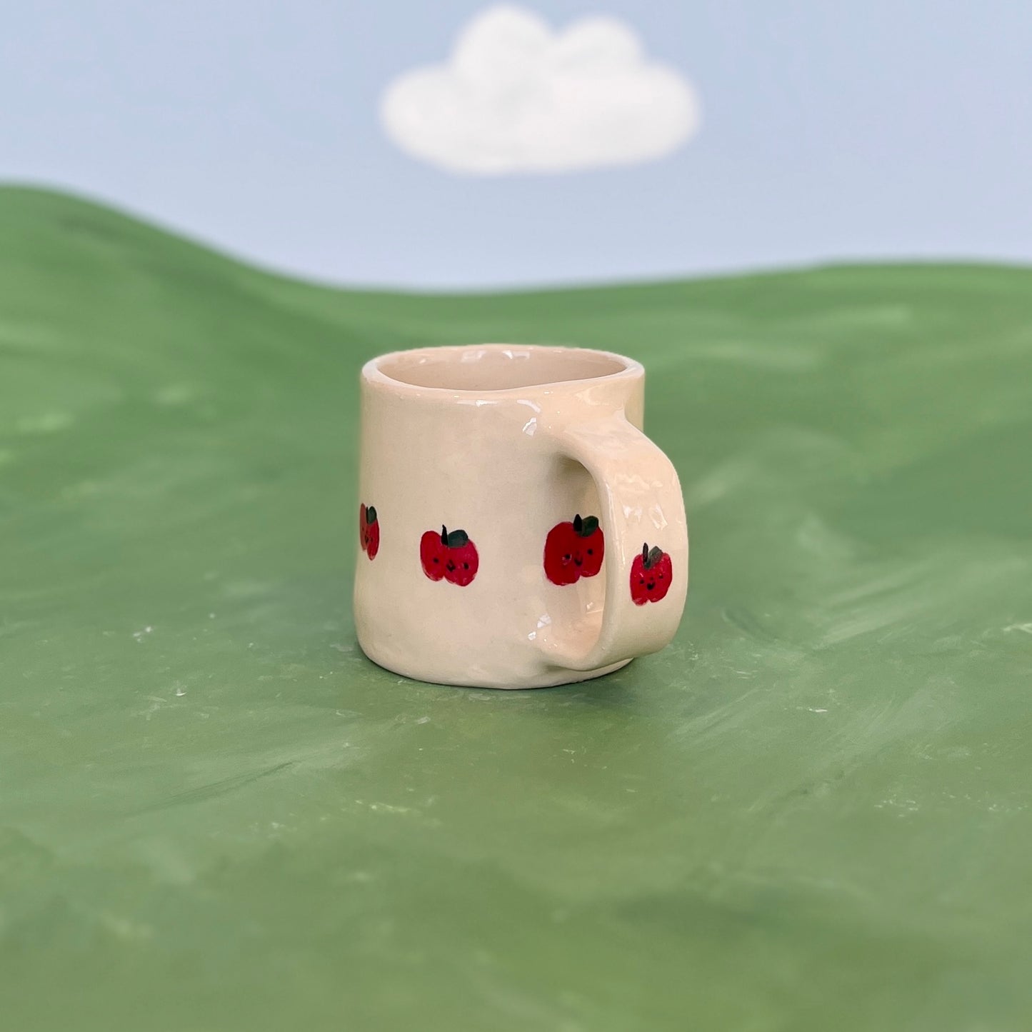 Tiny Apples Short Mug